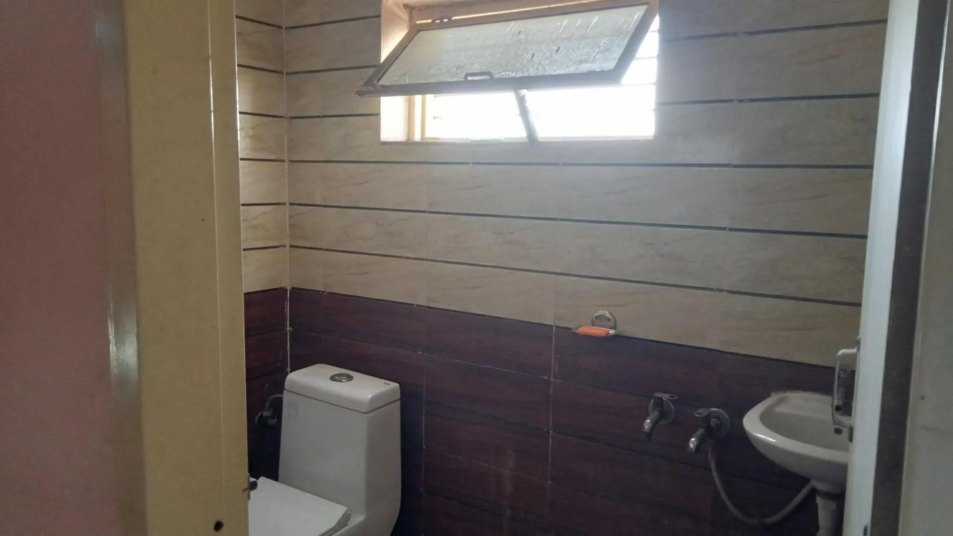 Hotel O Radhe Hotel Gurgaon